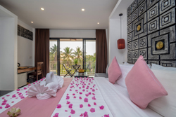 Deluxe King Room With Balcony